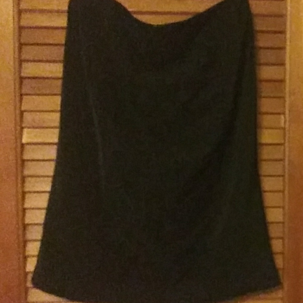Black mid length skirt
